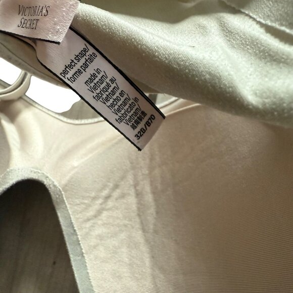 2 Victorias Secret Perfect Shape Lightly Lined Full Coverage Bras Beige Size 32B - Picture 5 of 8